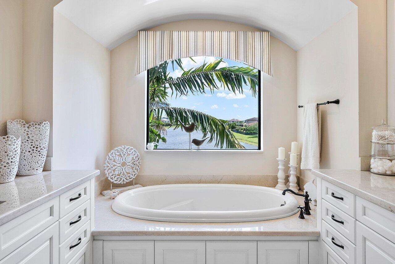 8348 Grand Prix Lane