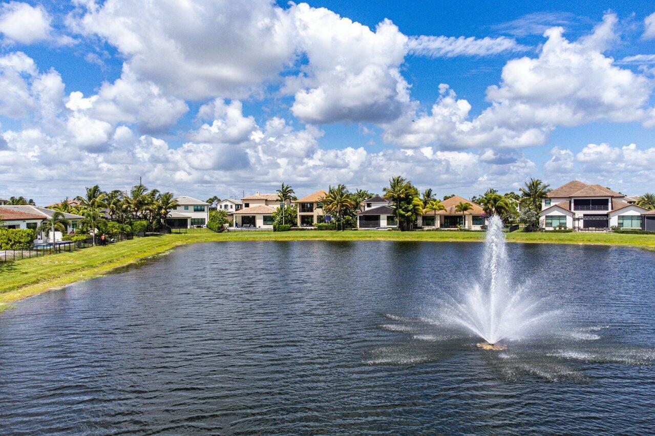 8348 Grand Prix Lane