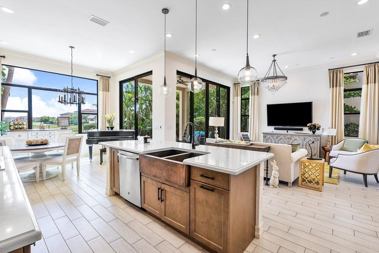 8348 Grand Prix Lane