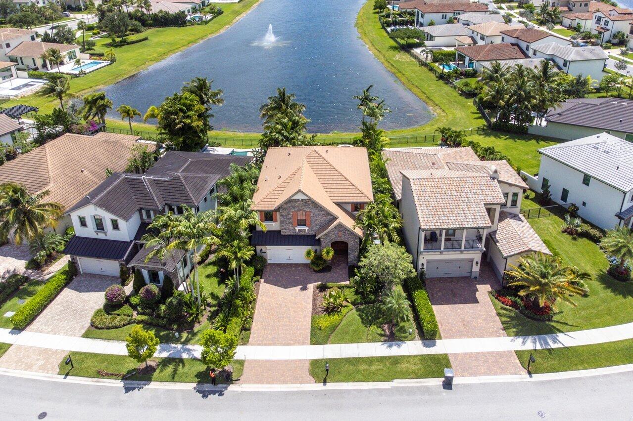 8348 Grand Prix Lane