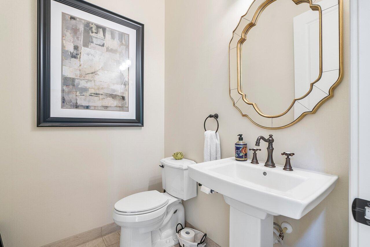 8348 Grand Prix Lane