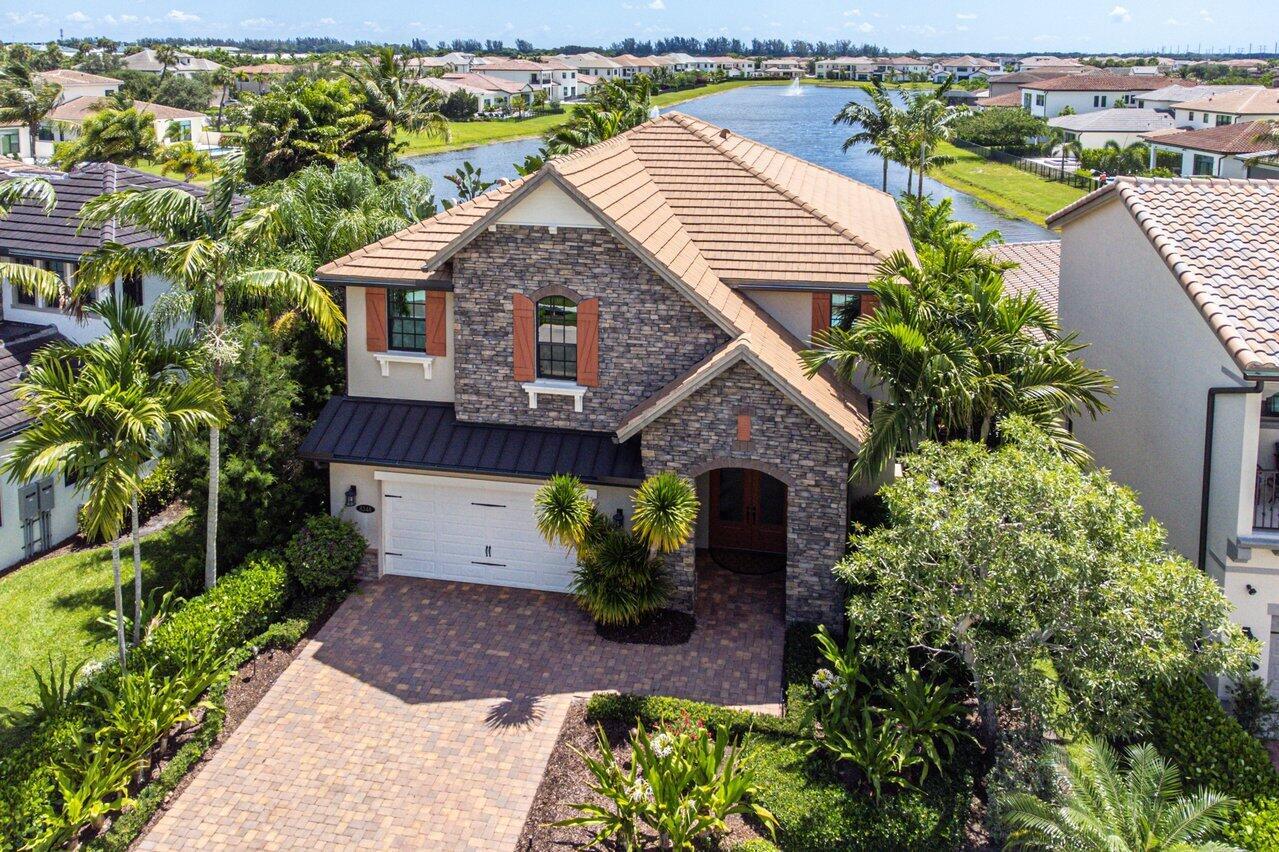 8348 Grand Prix Lane