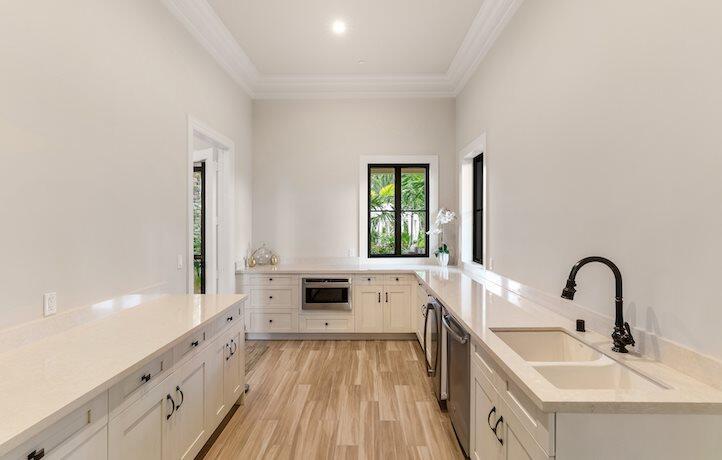 8348 Grand Prix Lane