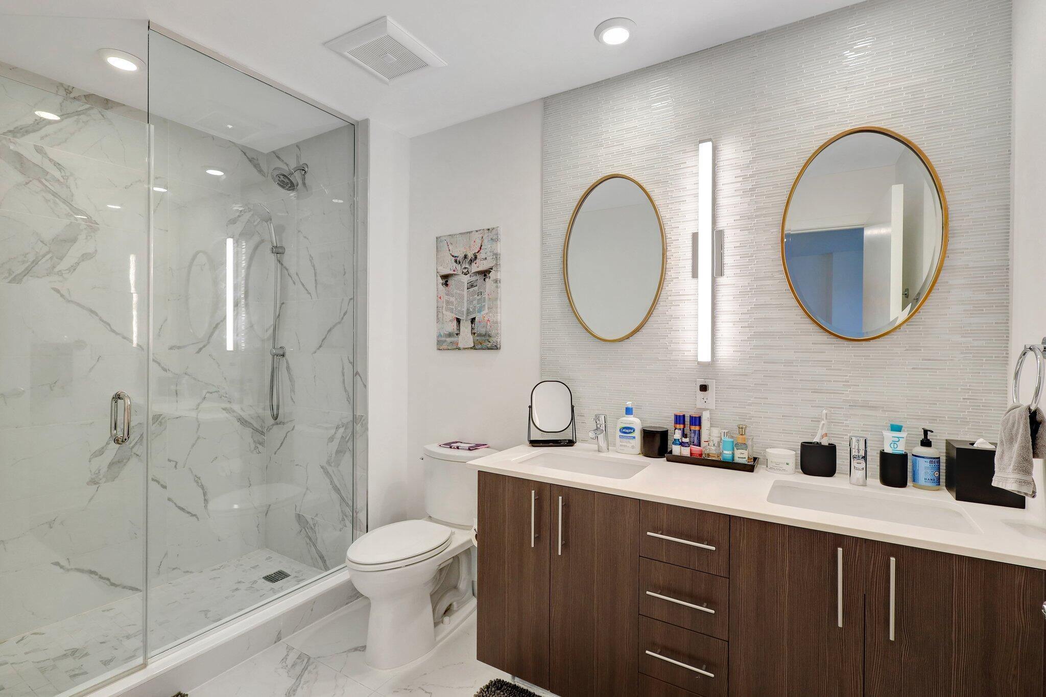 236 SE 5th Avenue 203