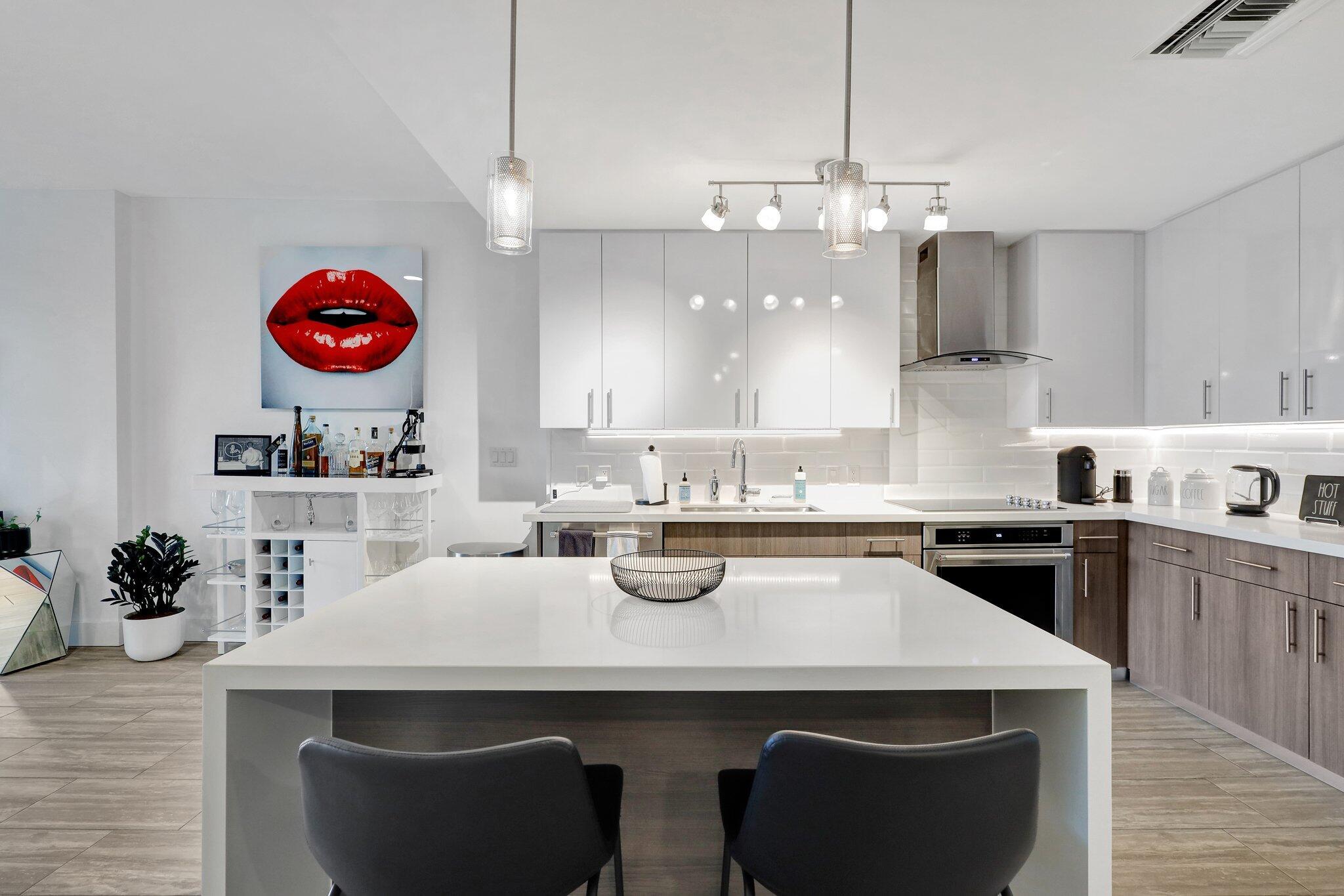 236 SE 5th Avenue 203