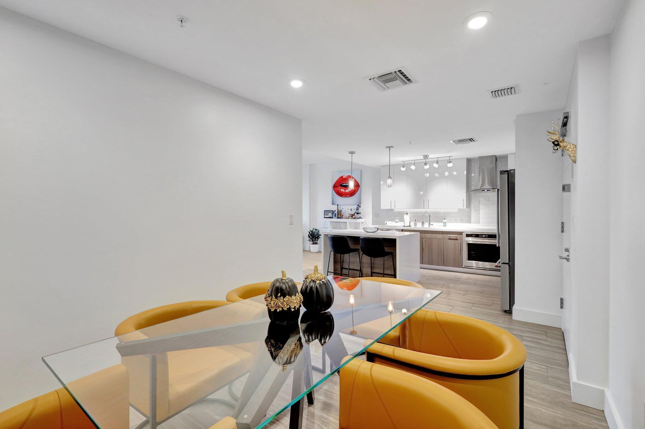 236 SE 5th Avenue 203