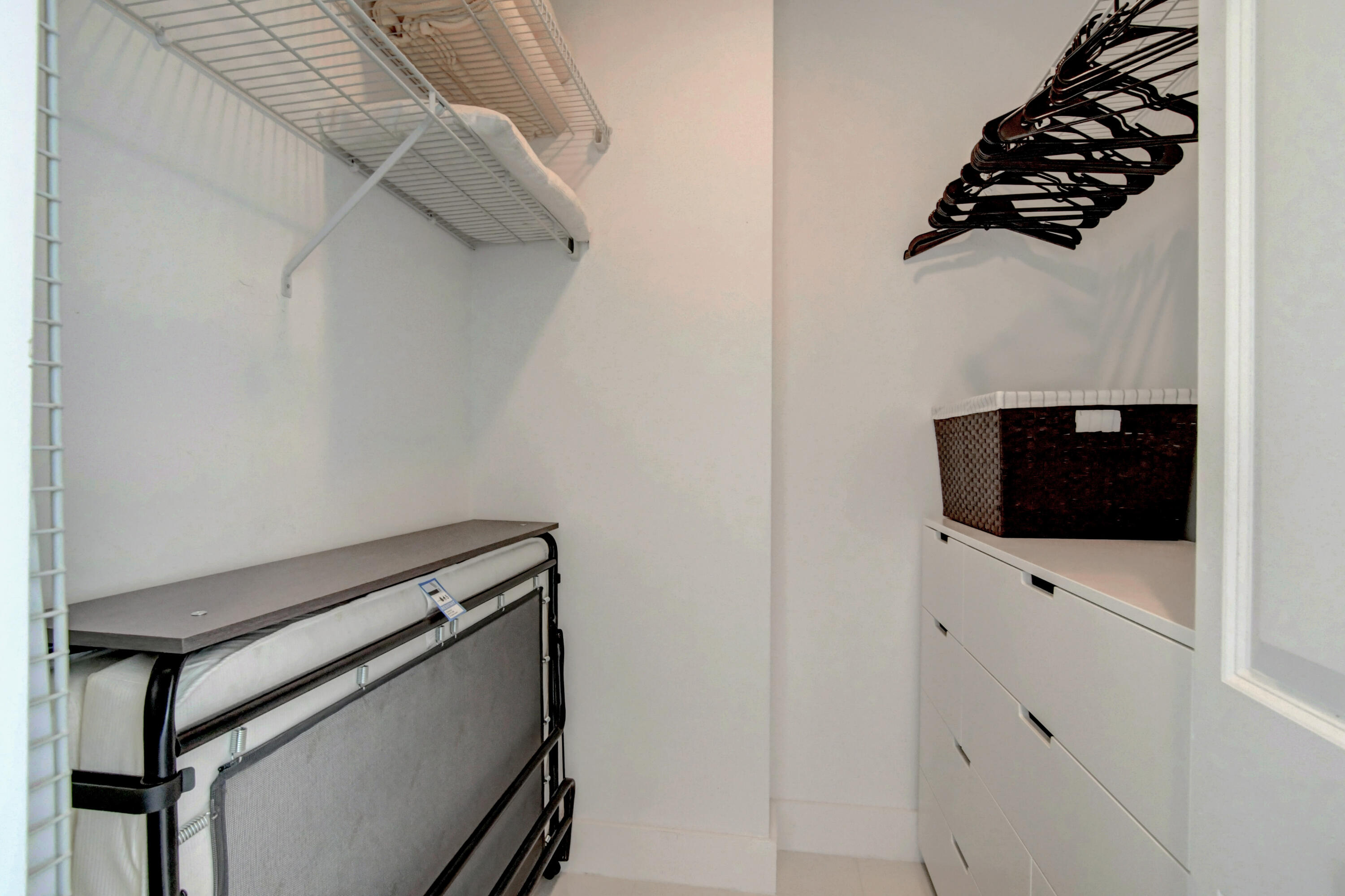 450 N Federal Highway Ph03