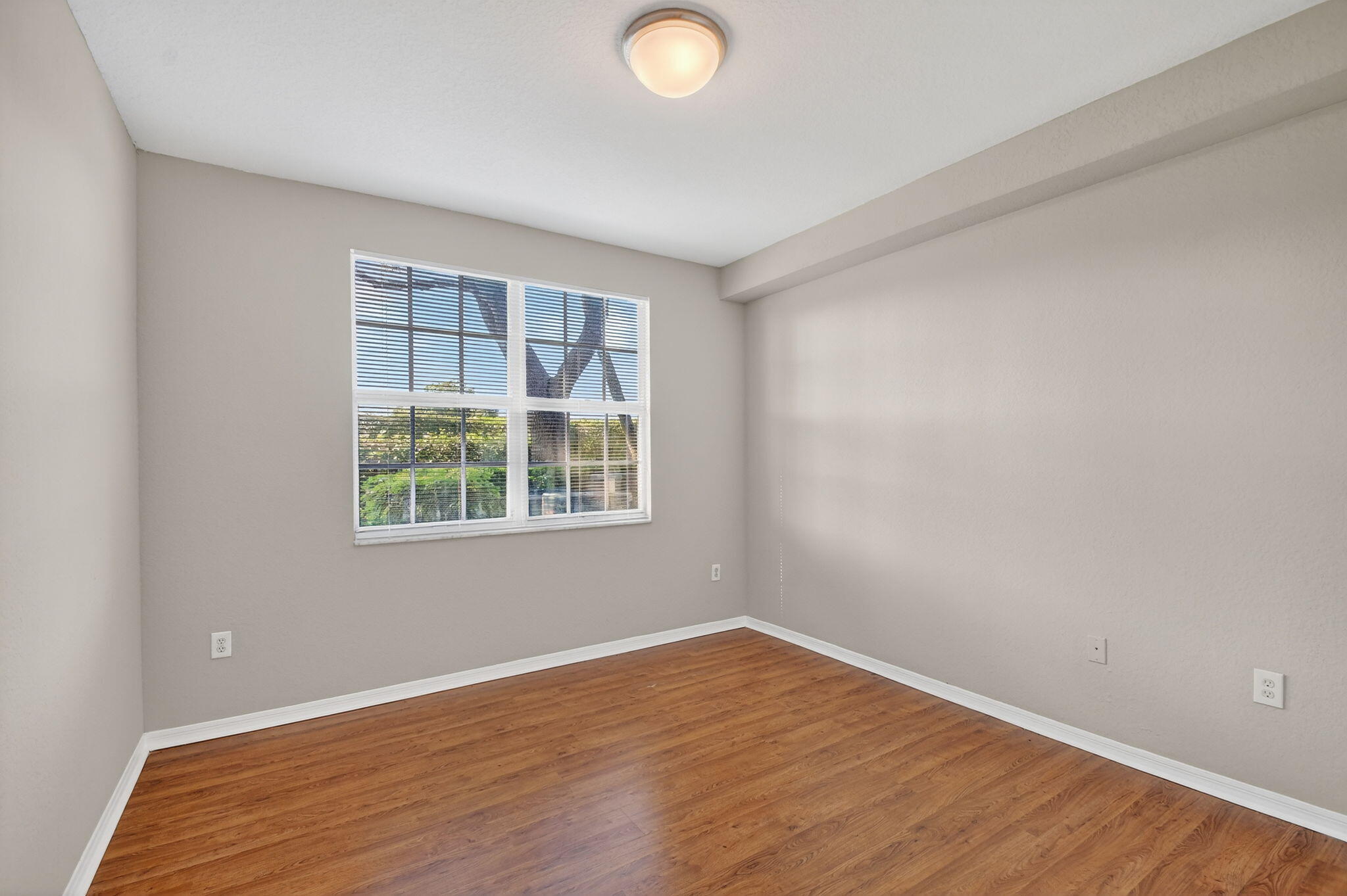 15085 Michelangelo Boulevard 104