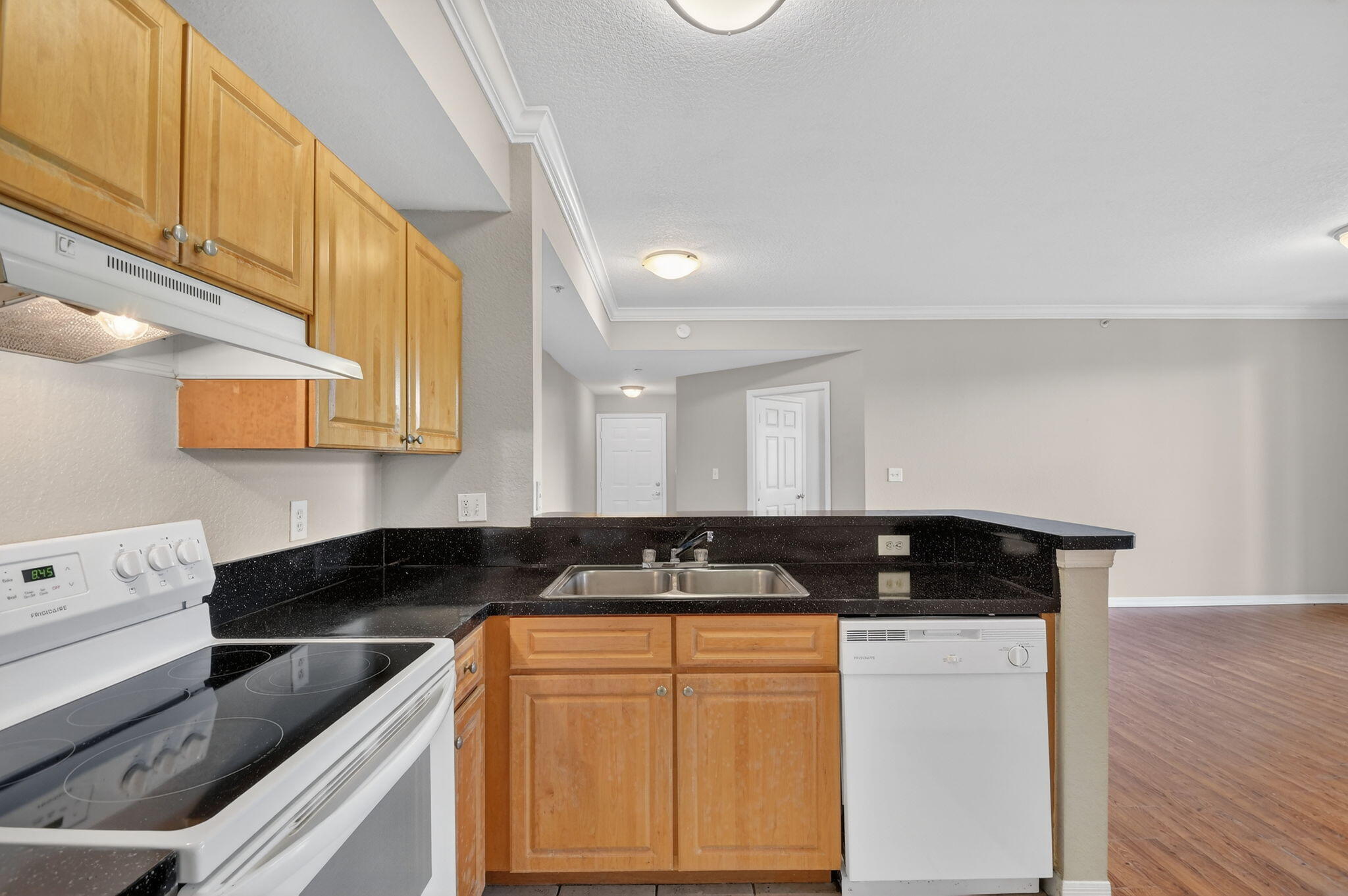 15085 Michelangelo Boulevard 104