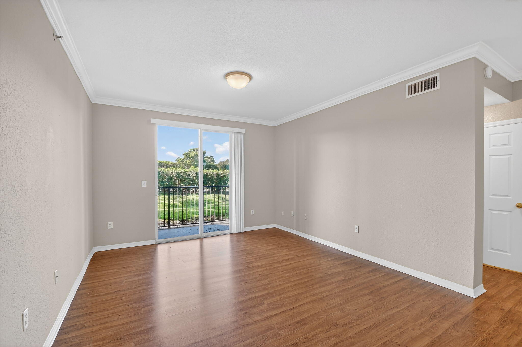 15085 Michelangelo Boulevard 104