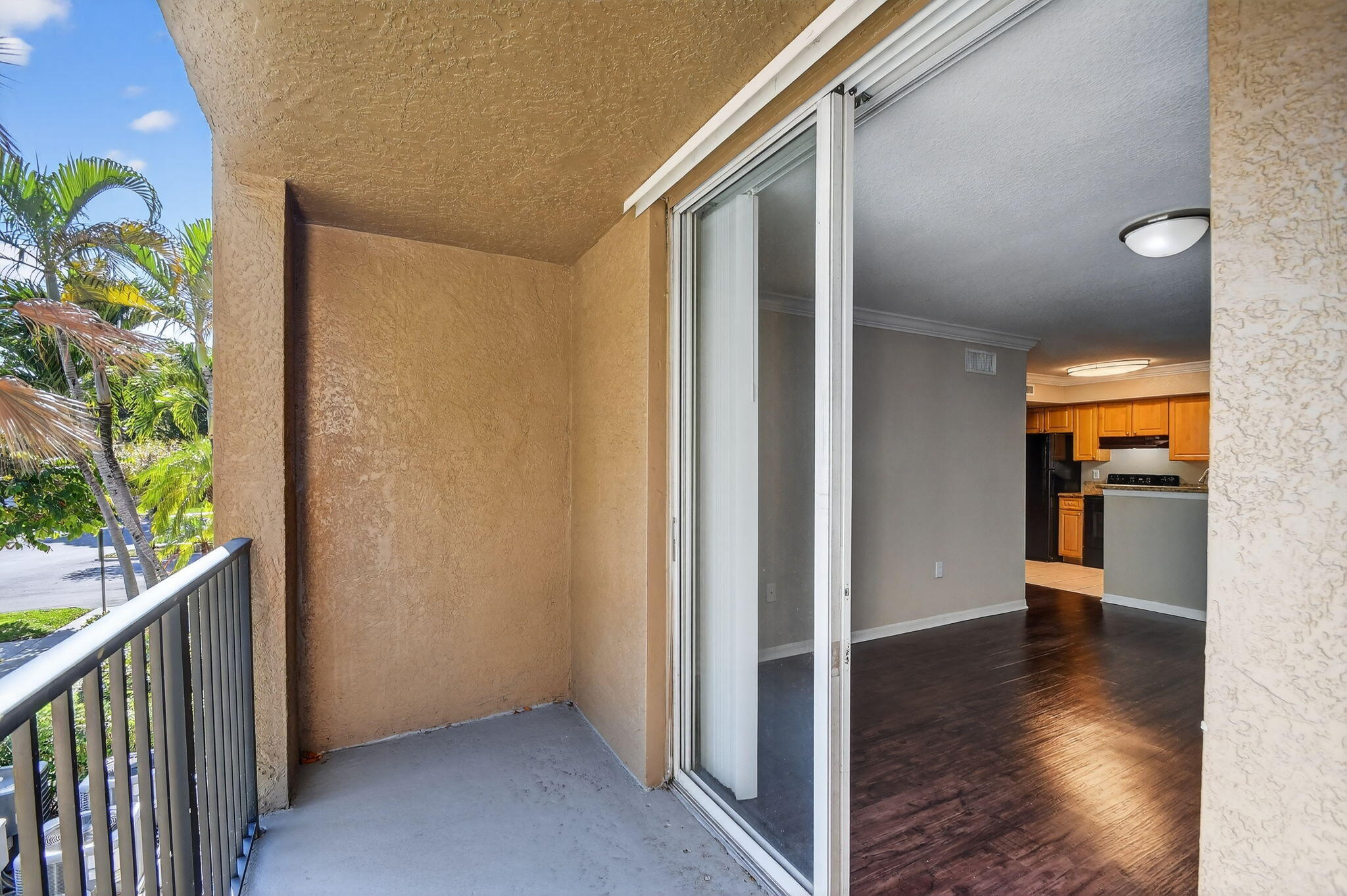 15155 Michelangelo Boulevard 205