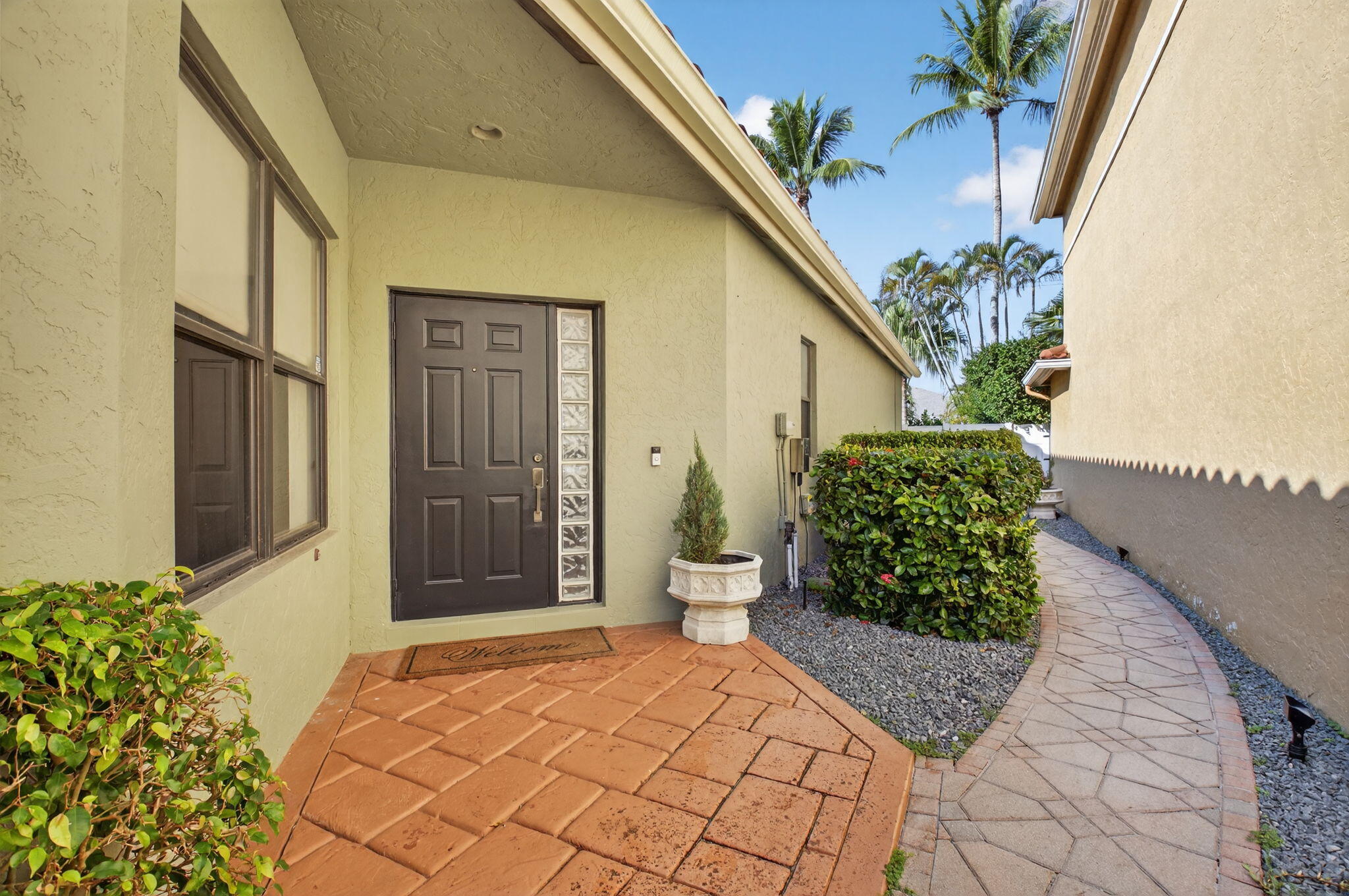 9060 Villa Portofino Circle