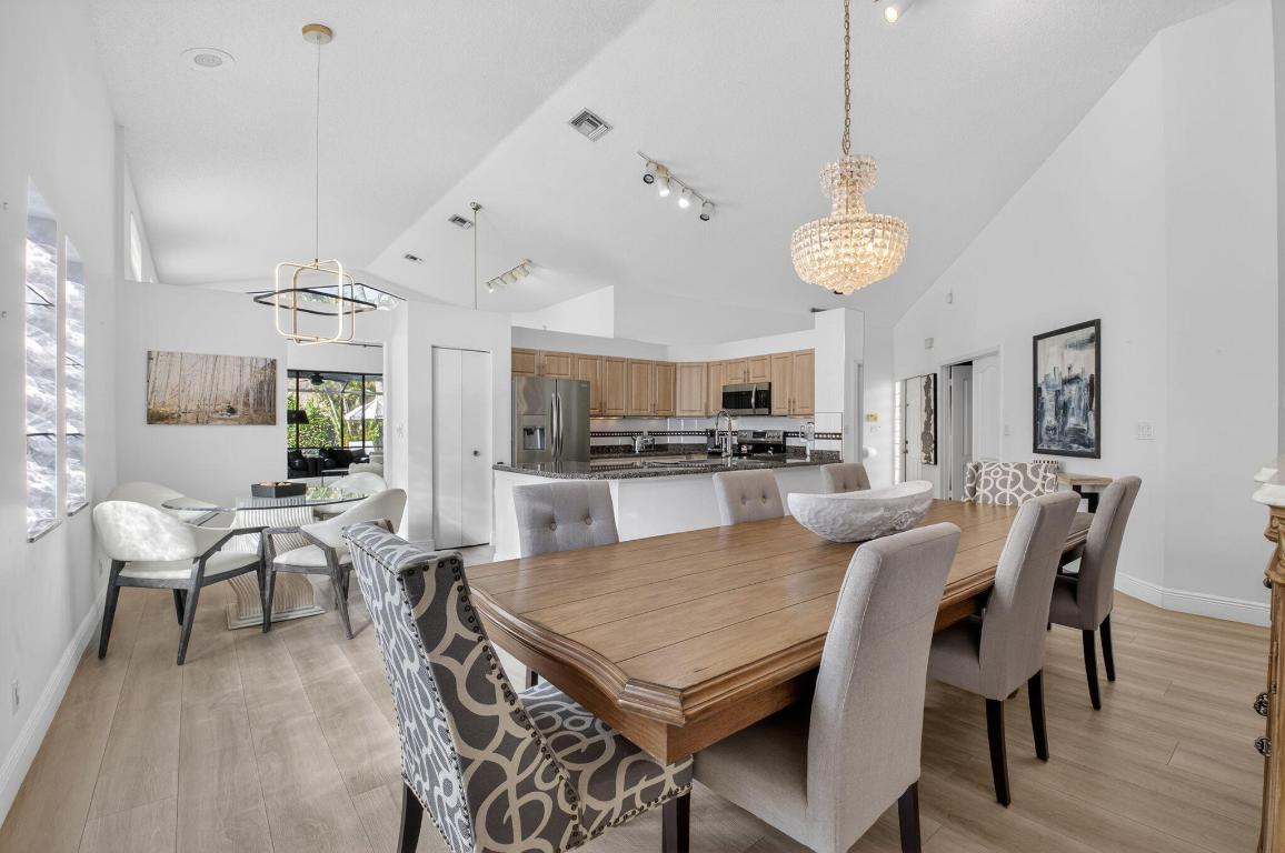 9060 Villa Portofino Circle