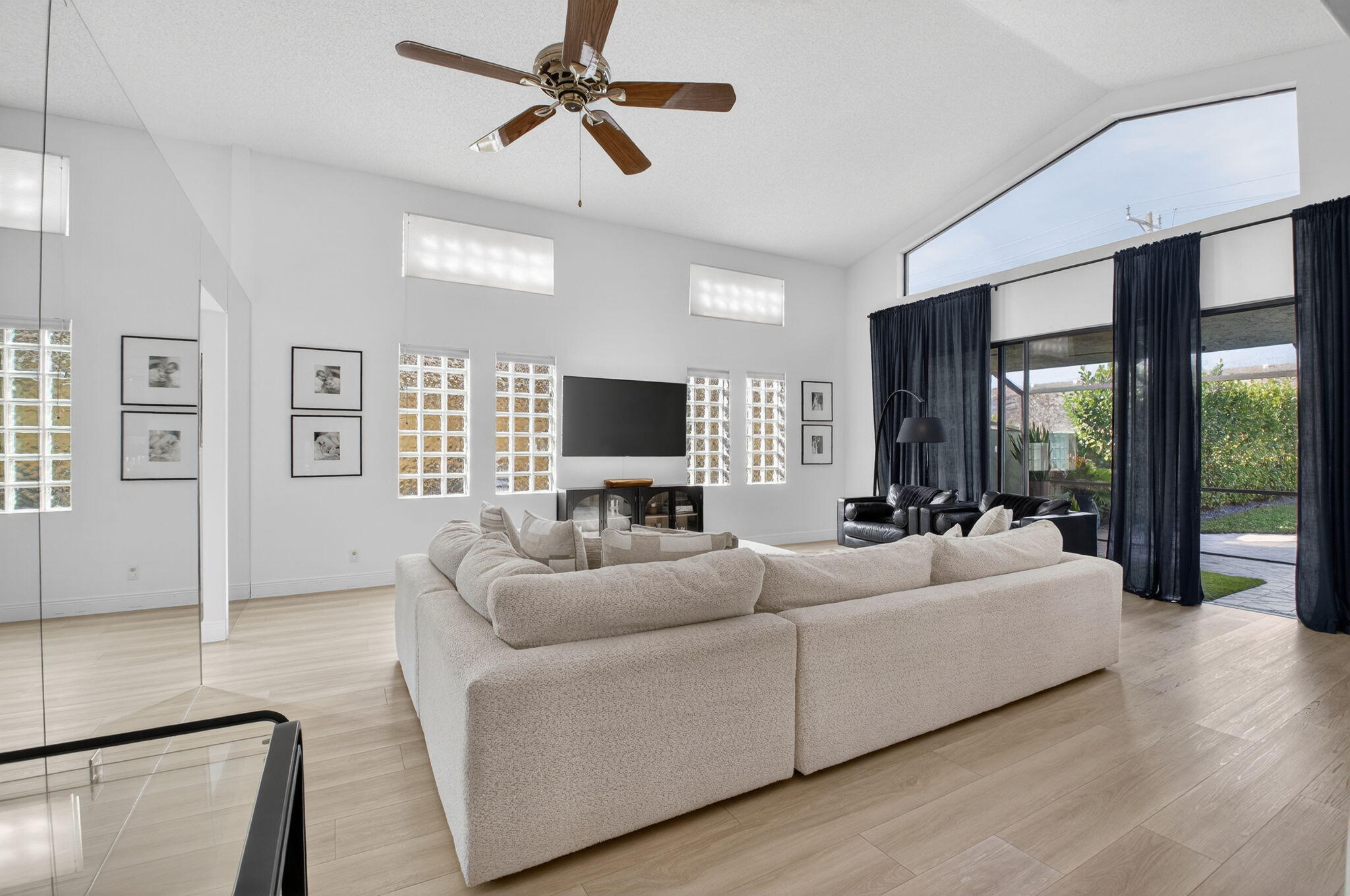 9060 Villa Portofino Circle