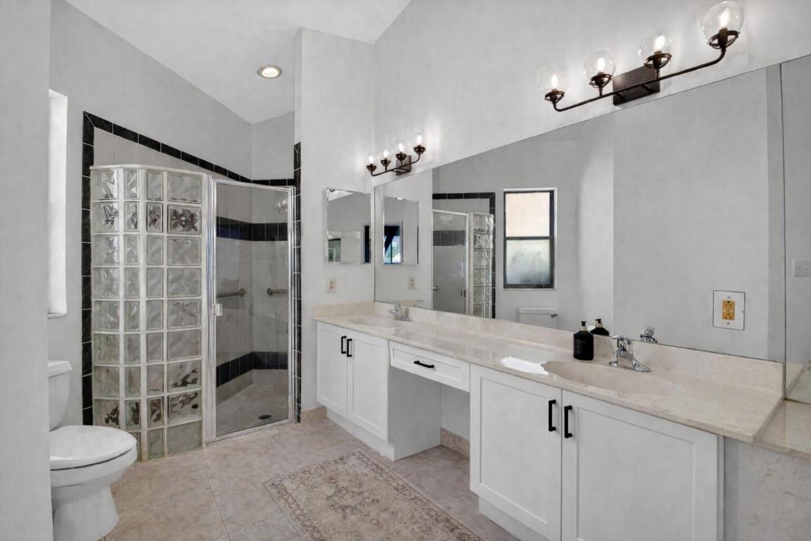 9060 Villa Portofino Circle