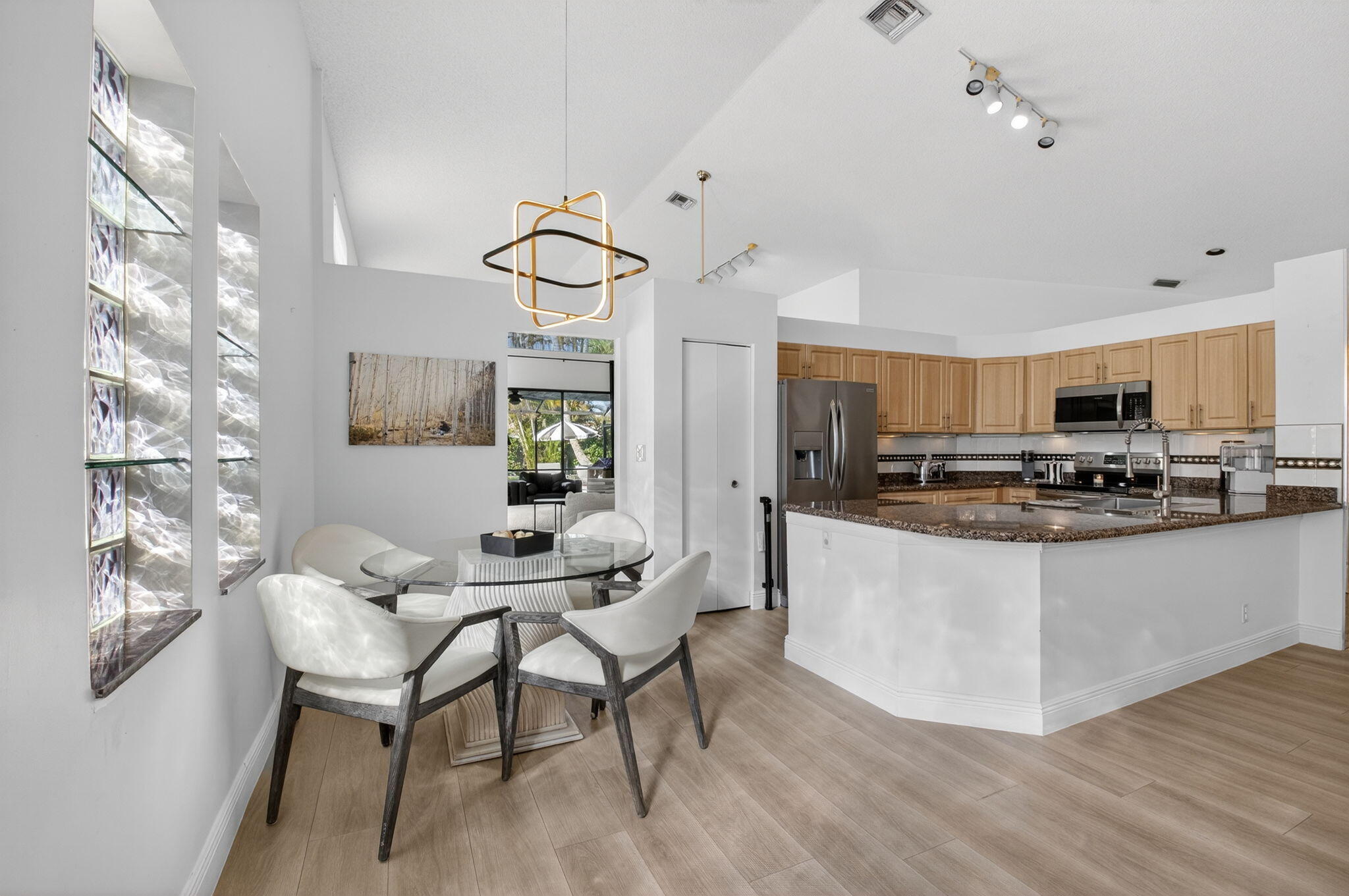 9060 Villa Portofino Circle