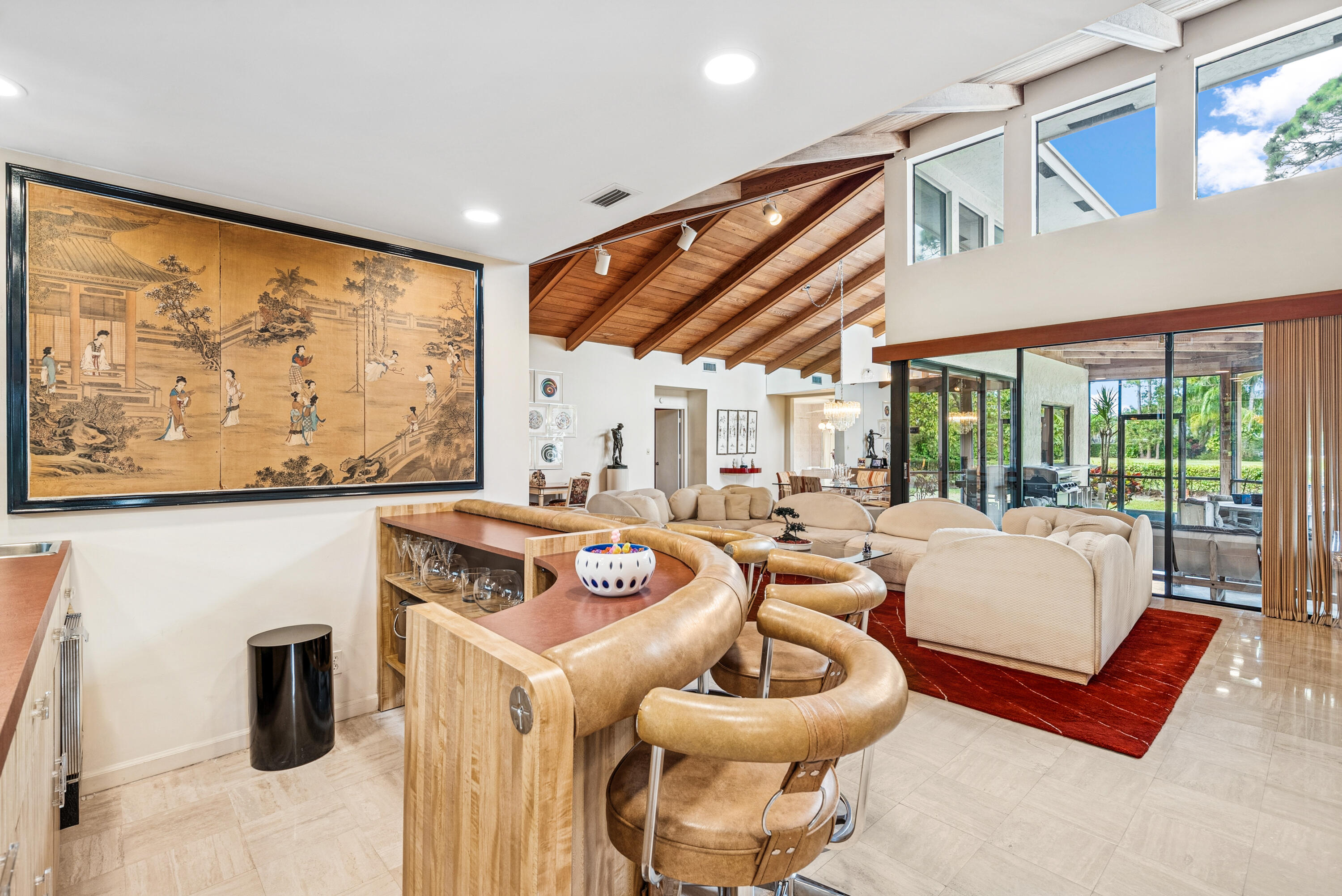 5104 Pineview Circle