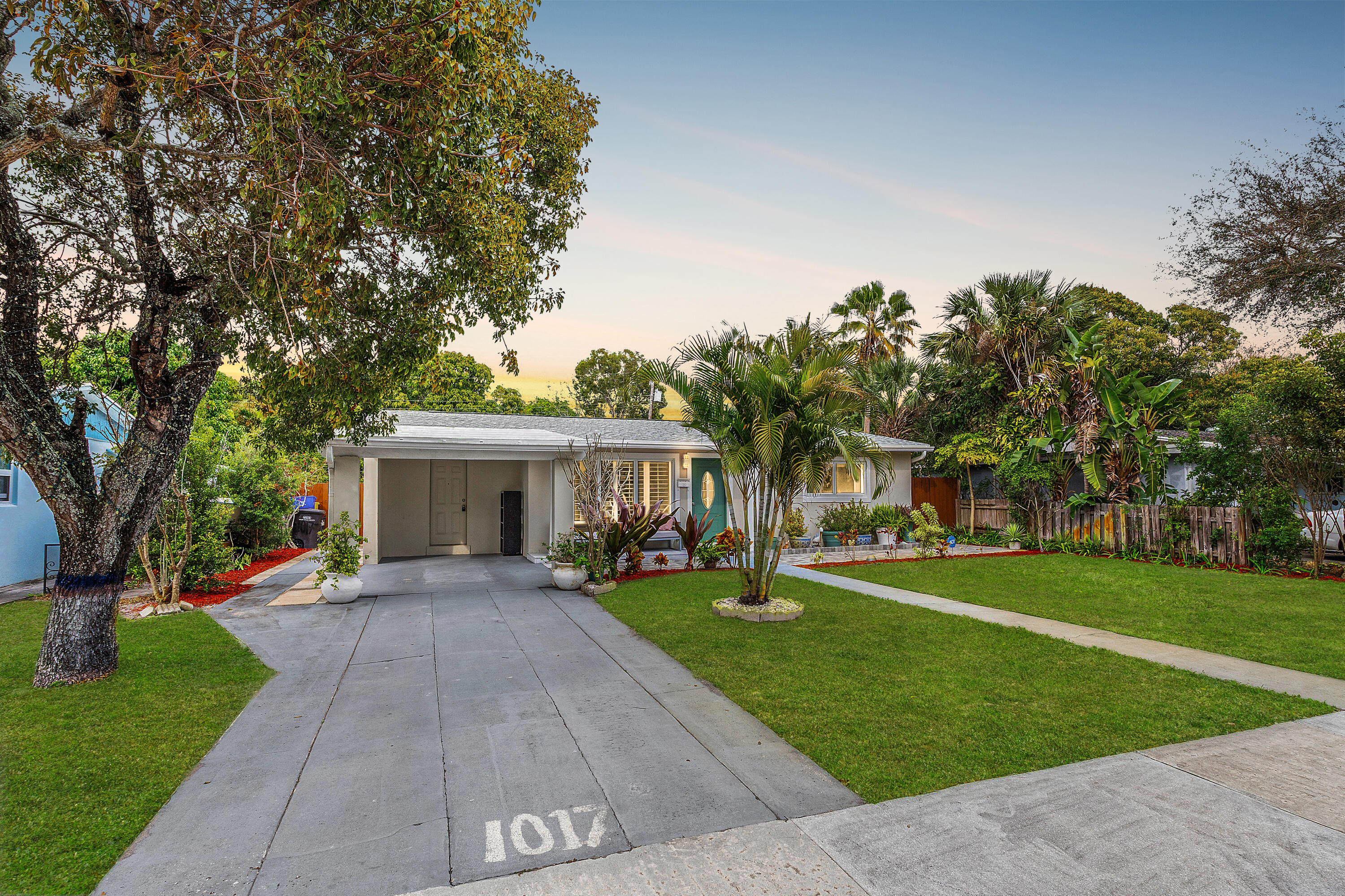 1017 Hansen Street