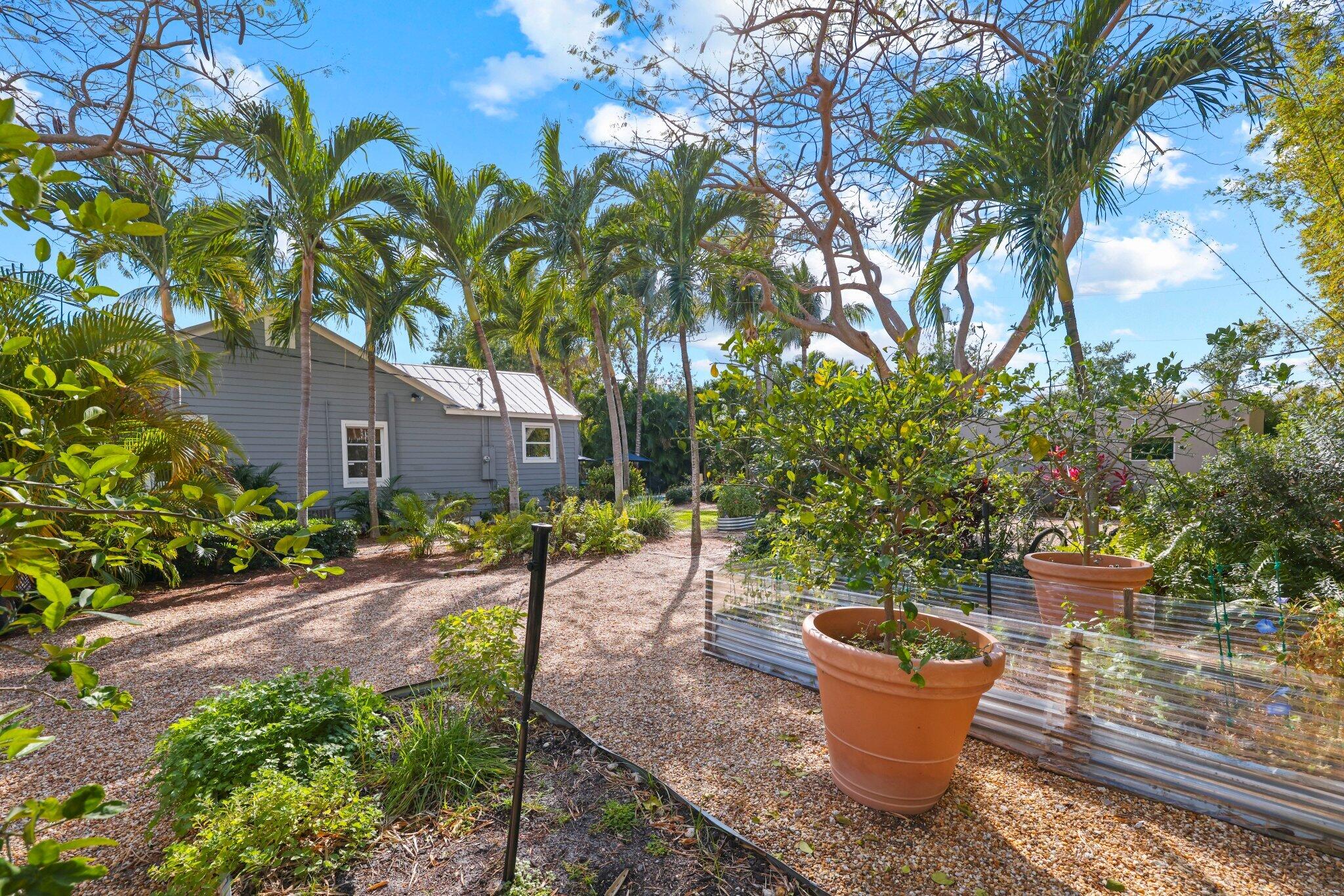 304 SE 4th Avenue