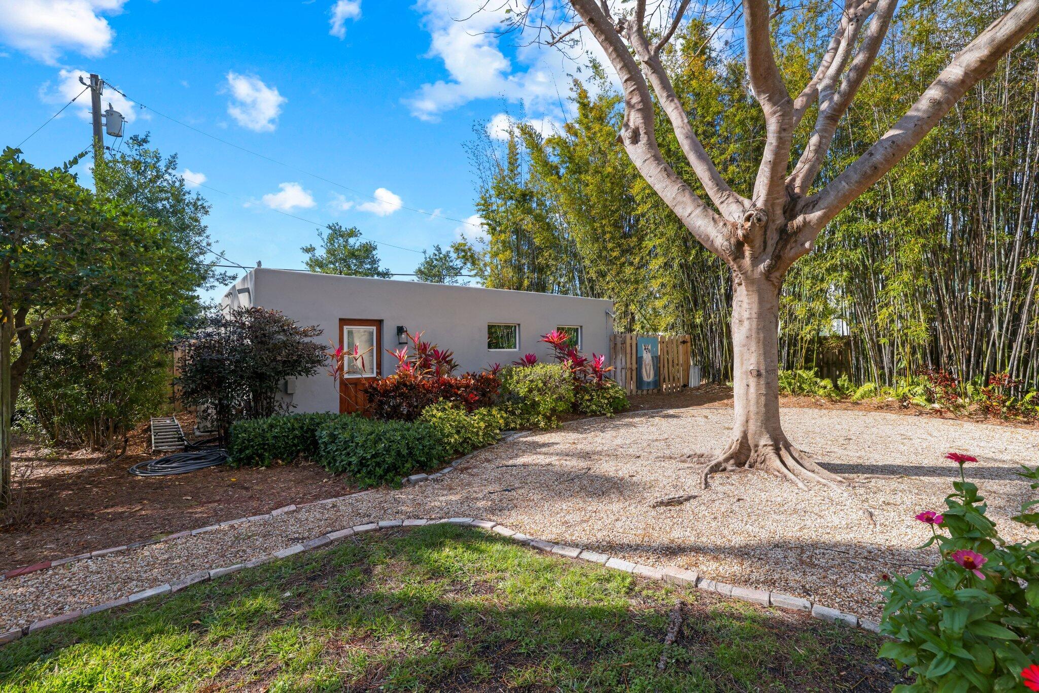 304 SE 4th Avenue