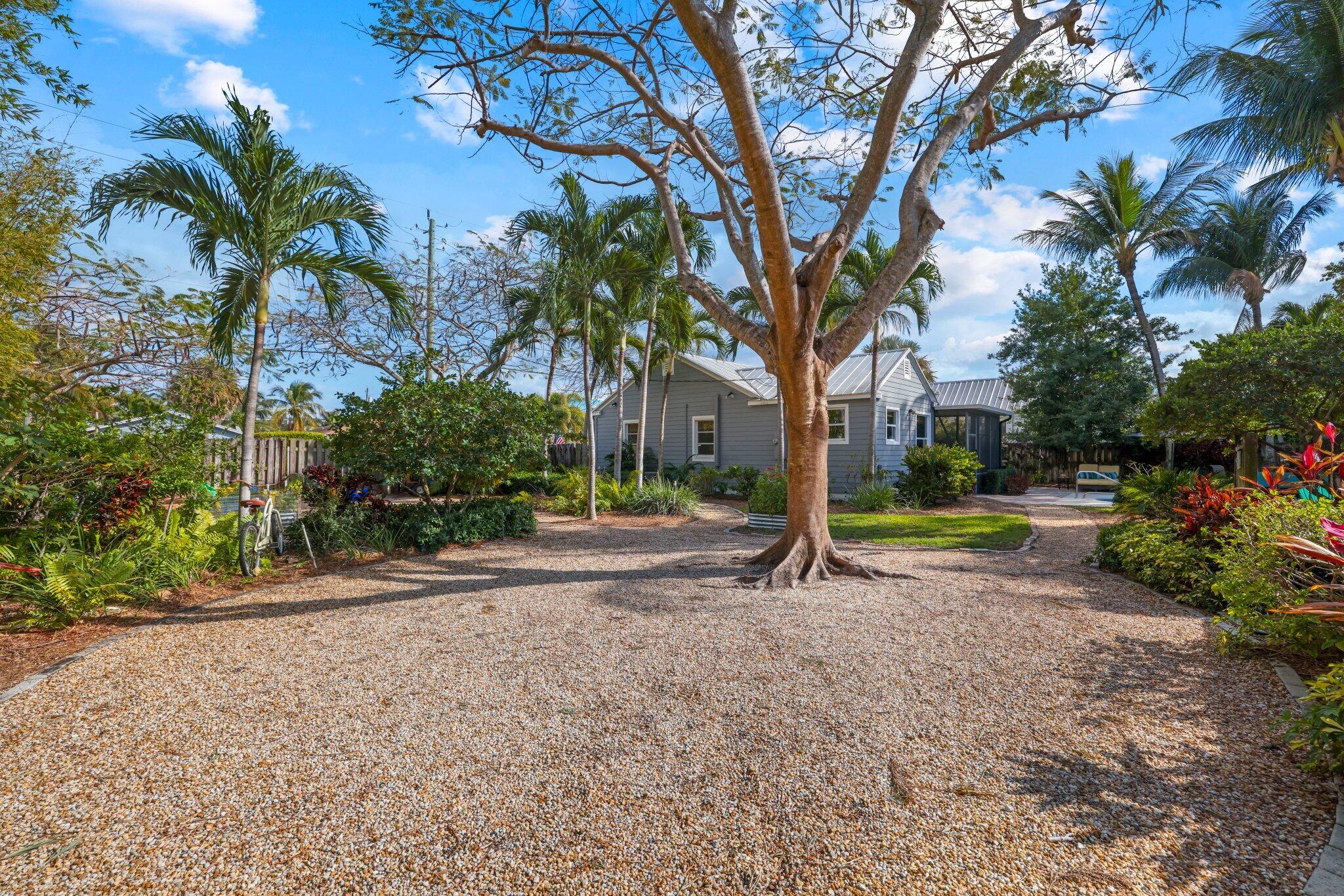 304 SE 4th Avenue