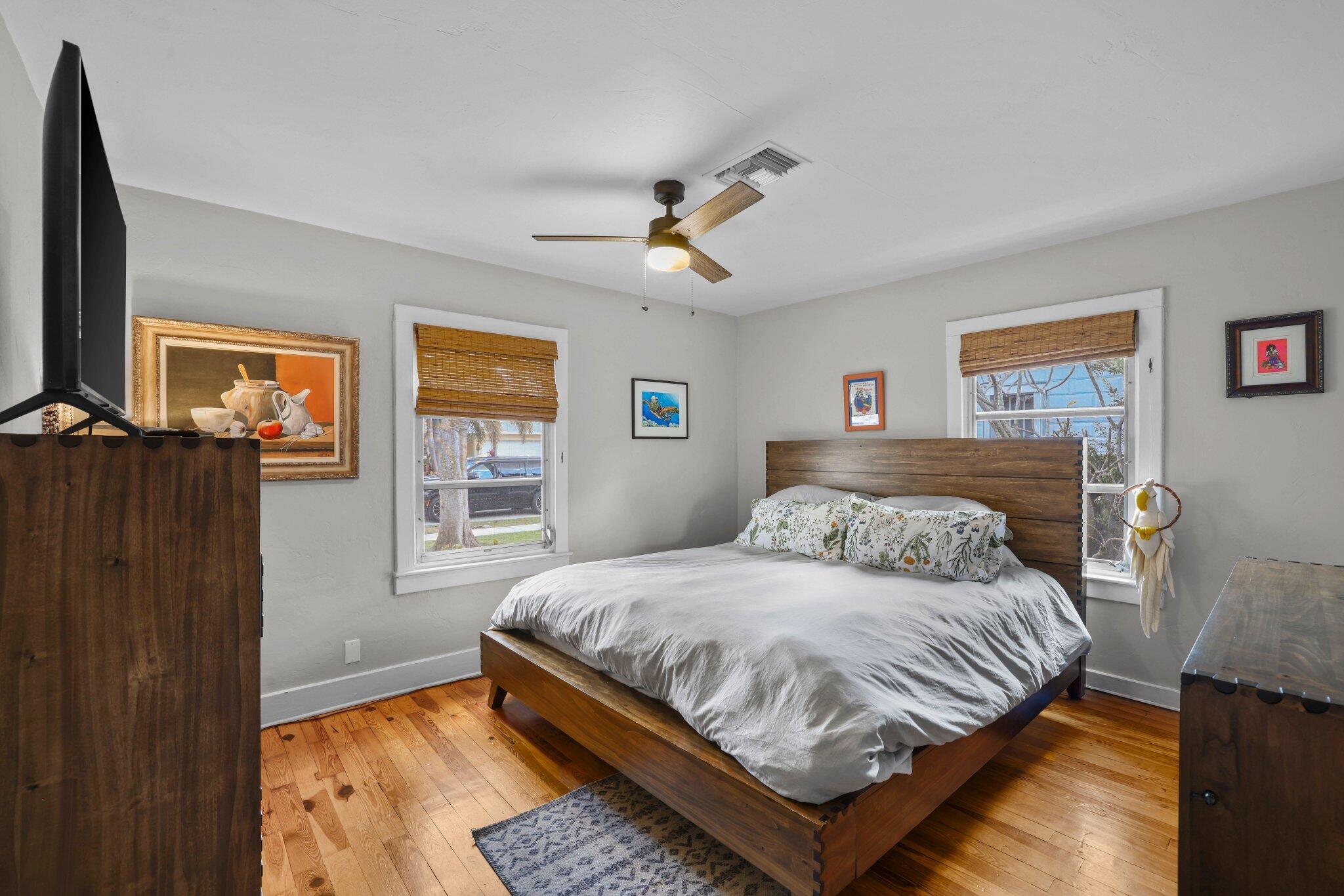 304 SE 4th Avenue