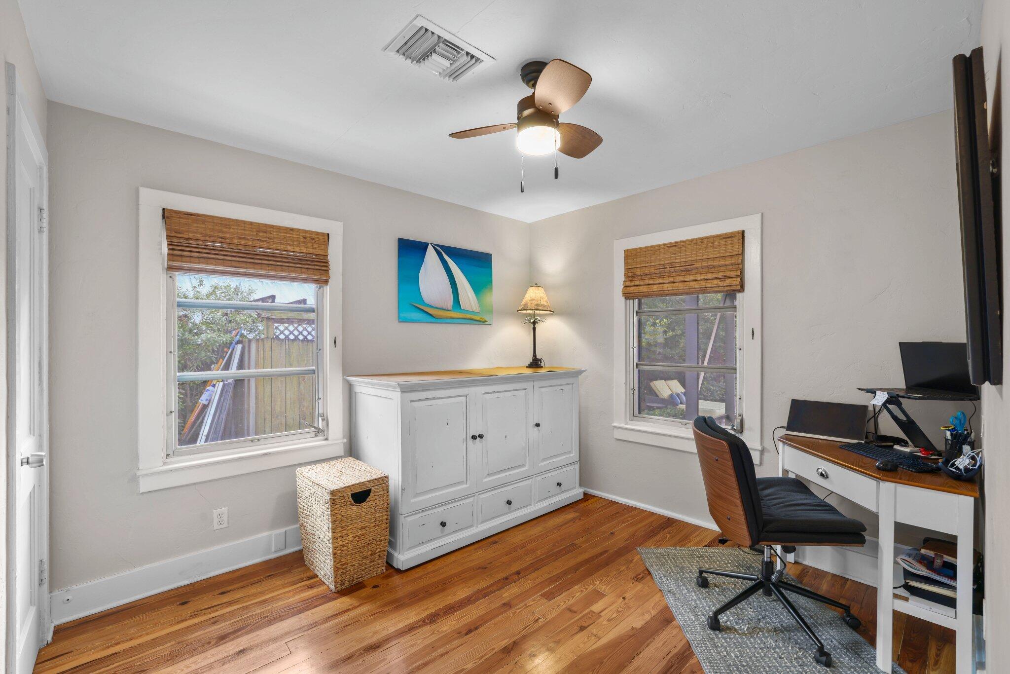 304 SE 4th Avenue
