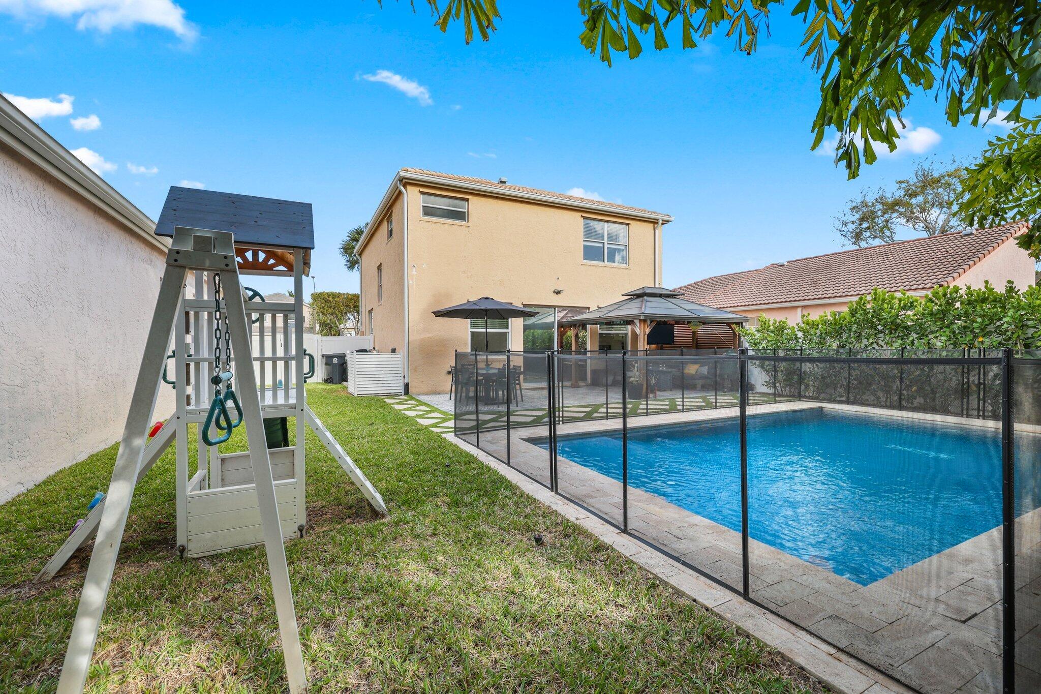 6939 Dawntree Court