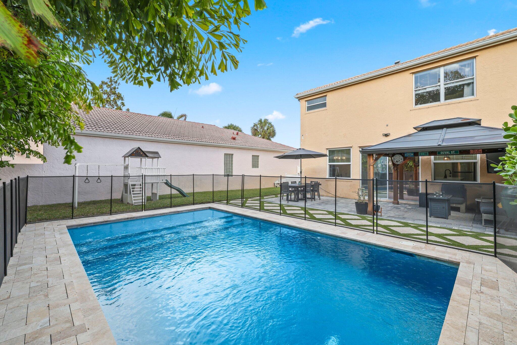 6939 Dawntree Court
