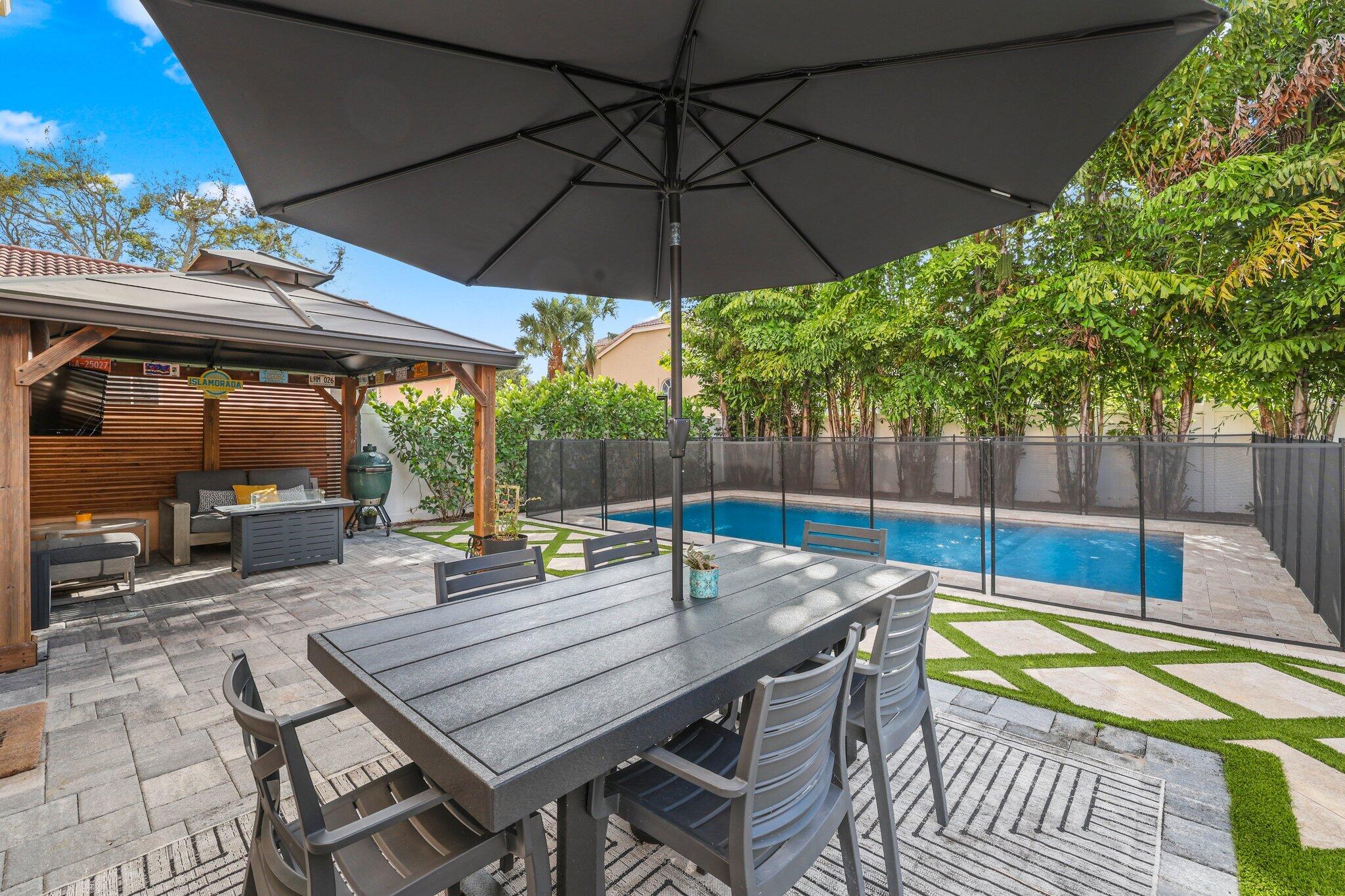 6939 Dawntree Court