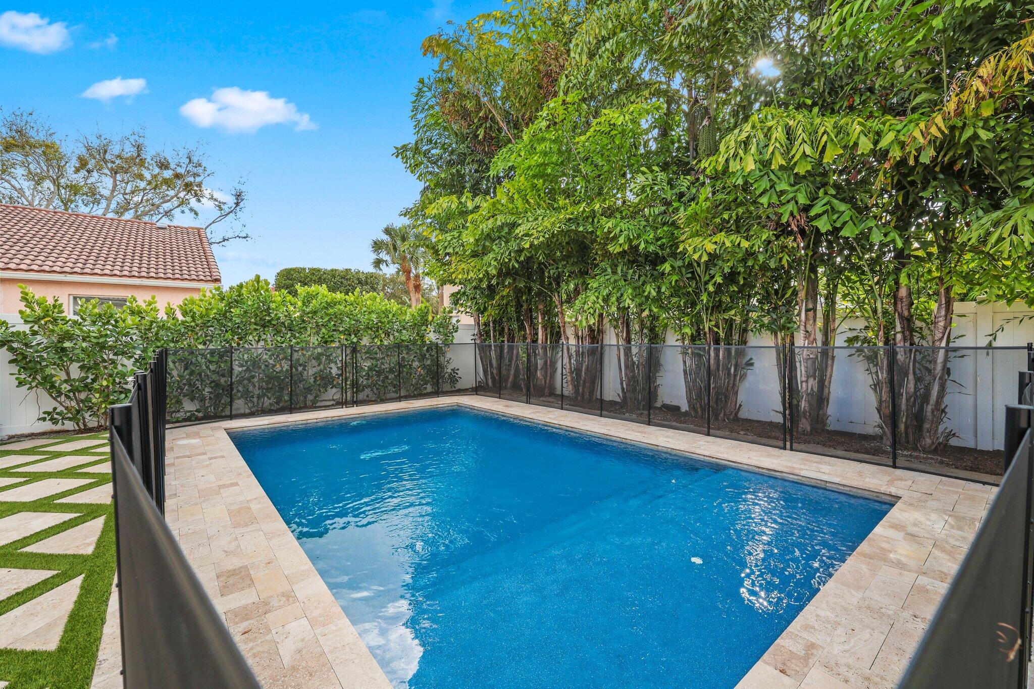 6939 Dawntree Court