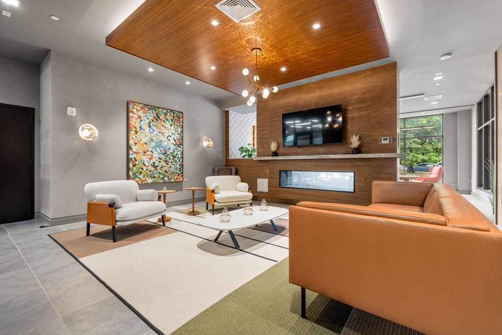 70 Leo Birmingham Parkway # 611 Unit: PH-611