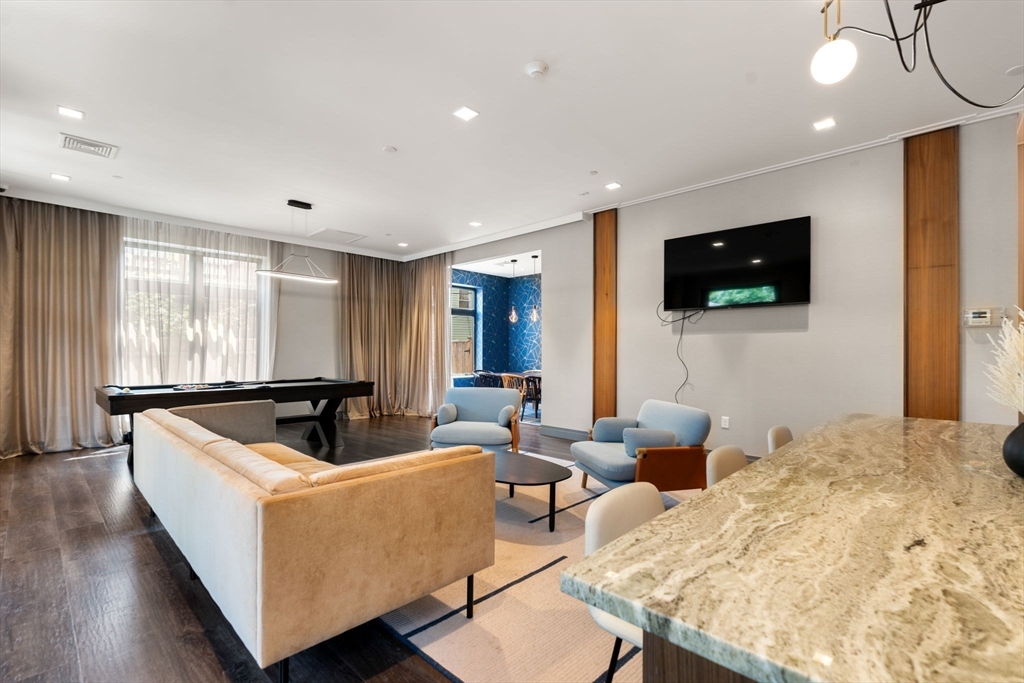 70 Leo Birmingham Parkway # 611 Unit: PH-611