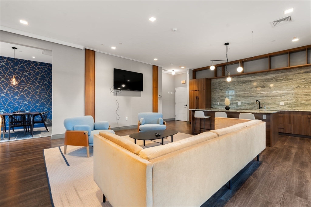 70 Leo Birmingham Parkway # 611 Unit: PH-611