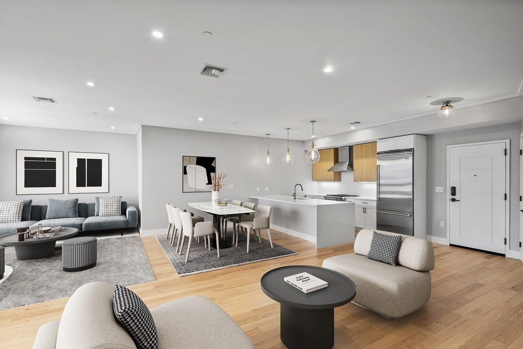 70 Leo Birmingham Parkway # 611 Unit: PH-611