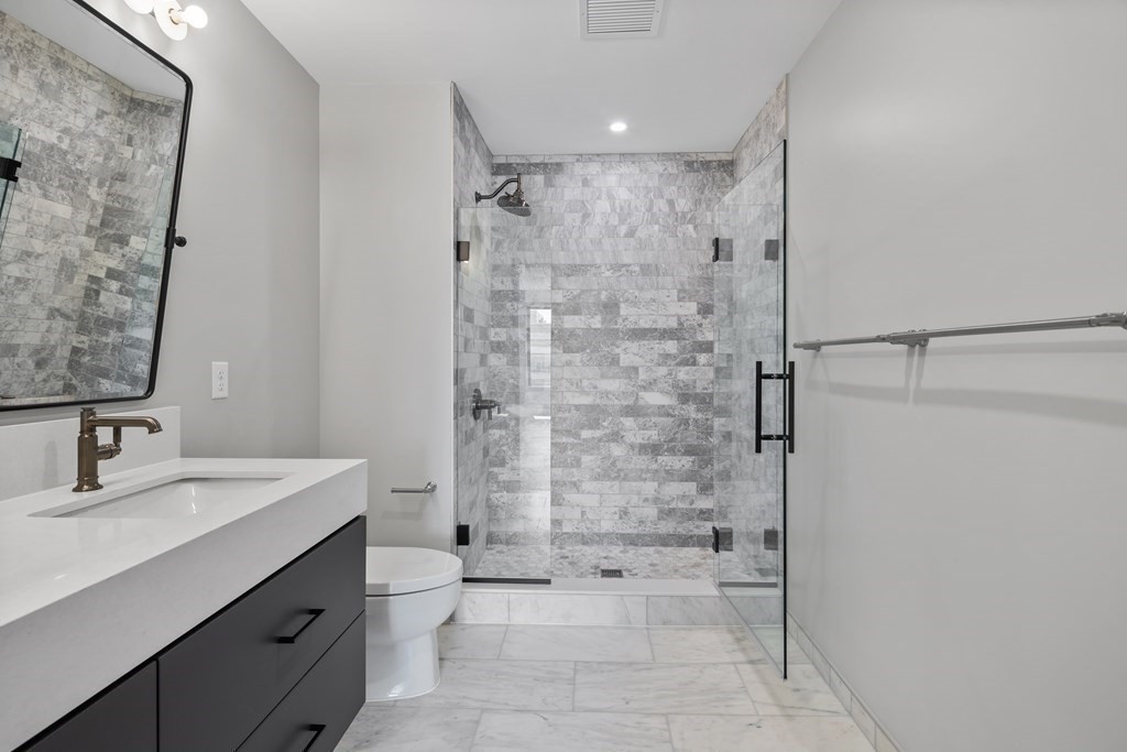 70 Leo Birmingham Parkway # 611 Unit: PH-611