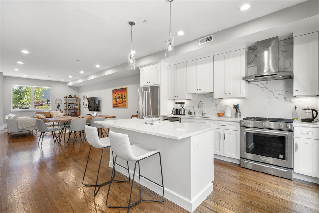 227 Cedar St # 3