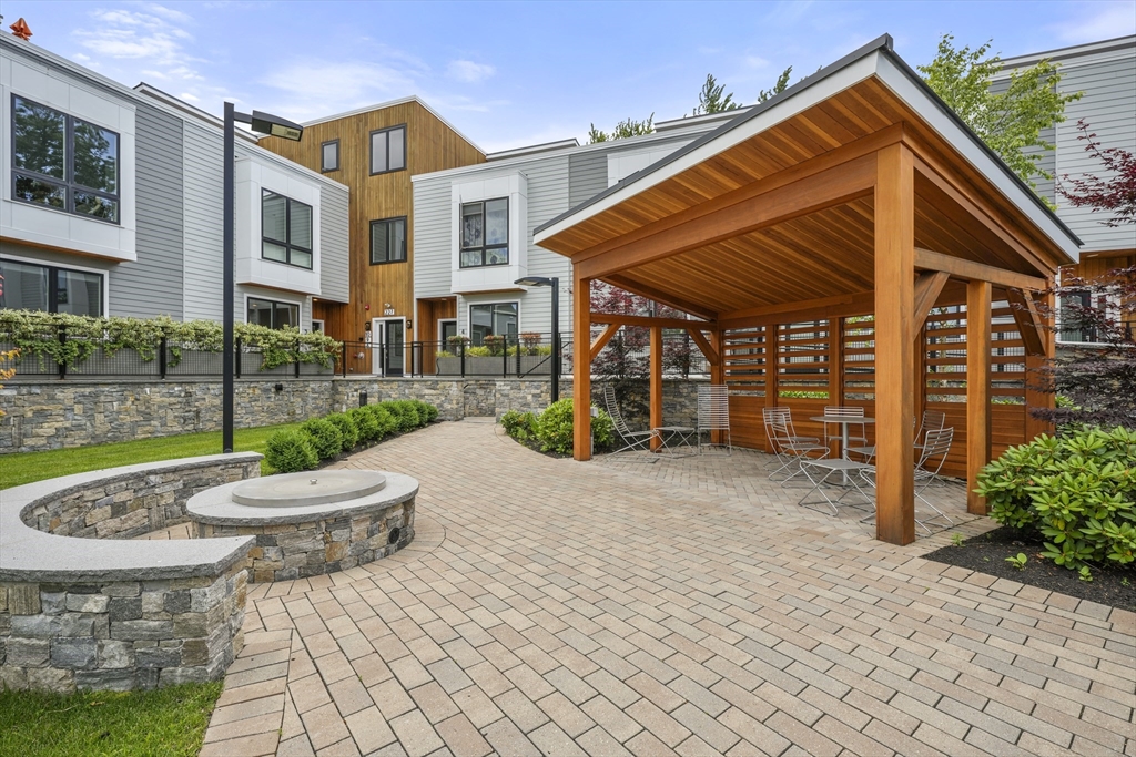 227 Cedar St # 3