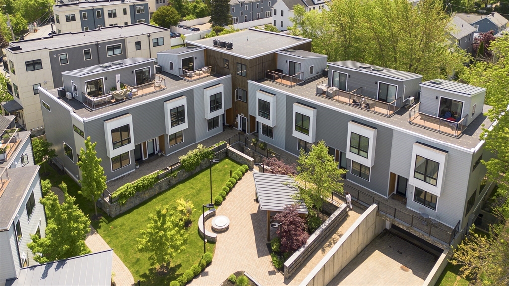 227 Cedar St # 3