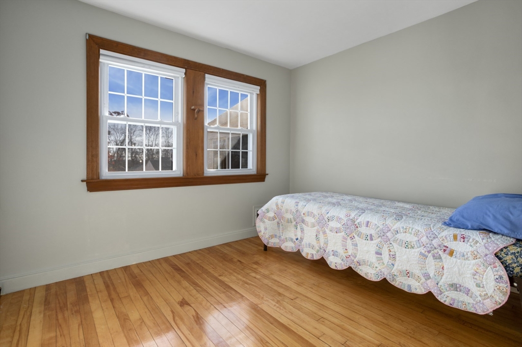 24 Hillcrest Rd