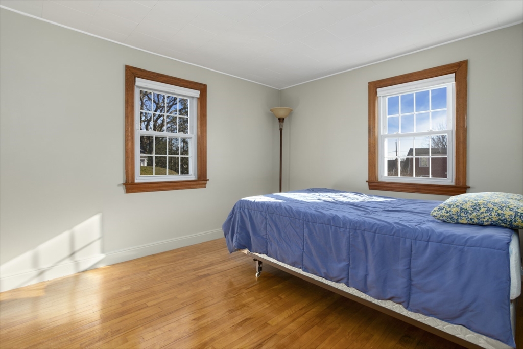 24 Hillcrest Rd