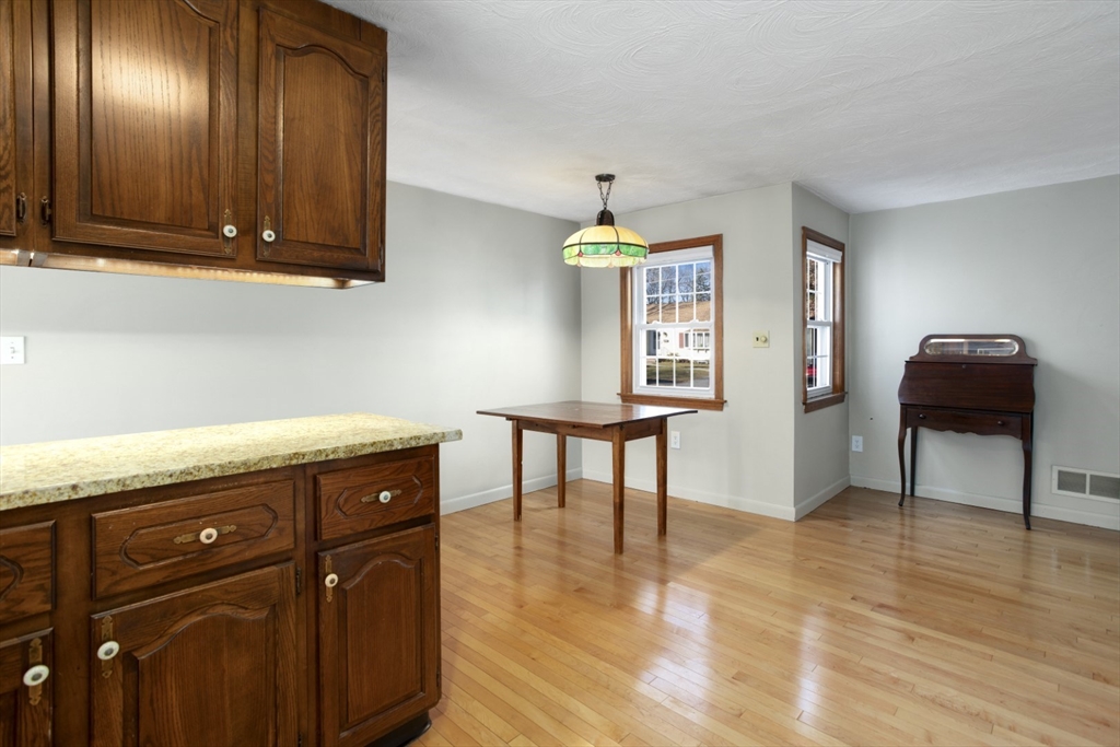 24 Hillcrest Rd