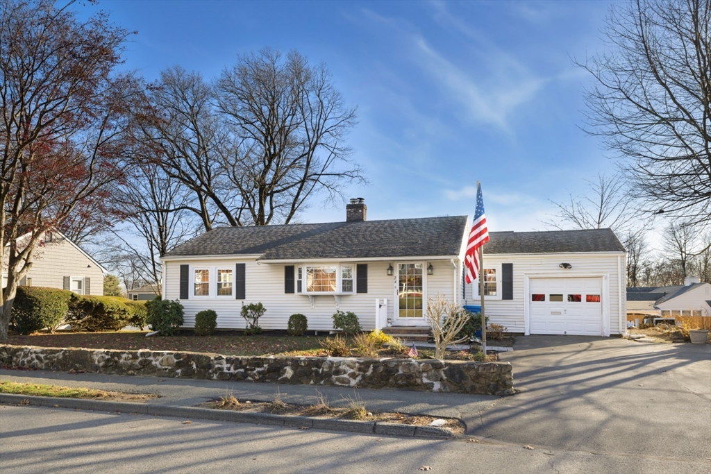 24 Hillcrest Rd