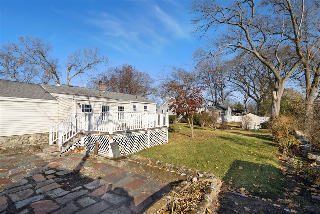 24 Hillcrest Rd