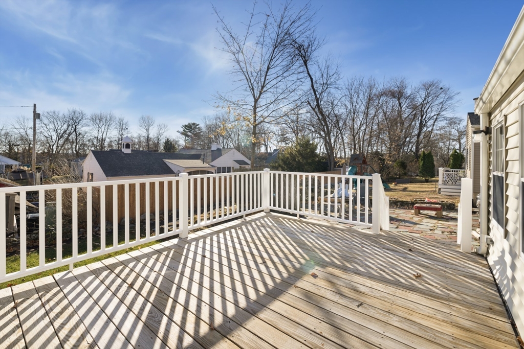 24 Hillcrest Rd