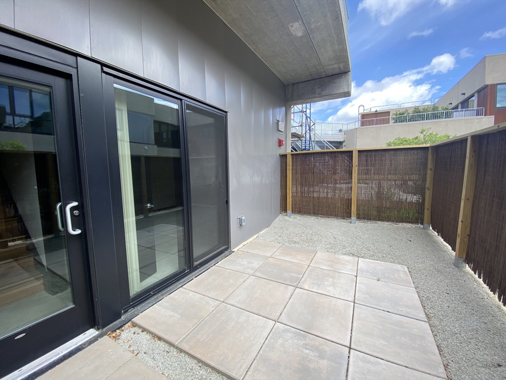1060 Broadway # 122