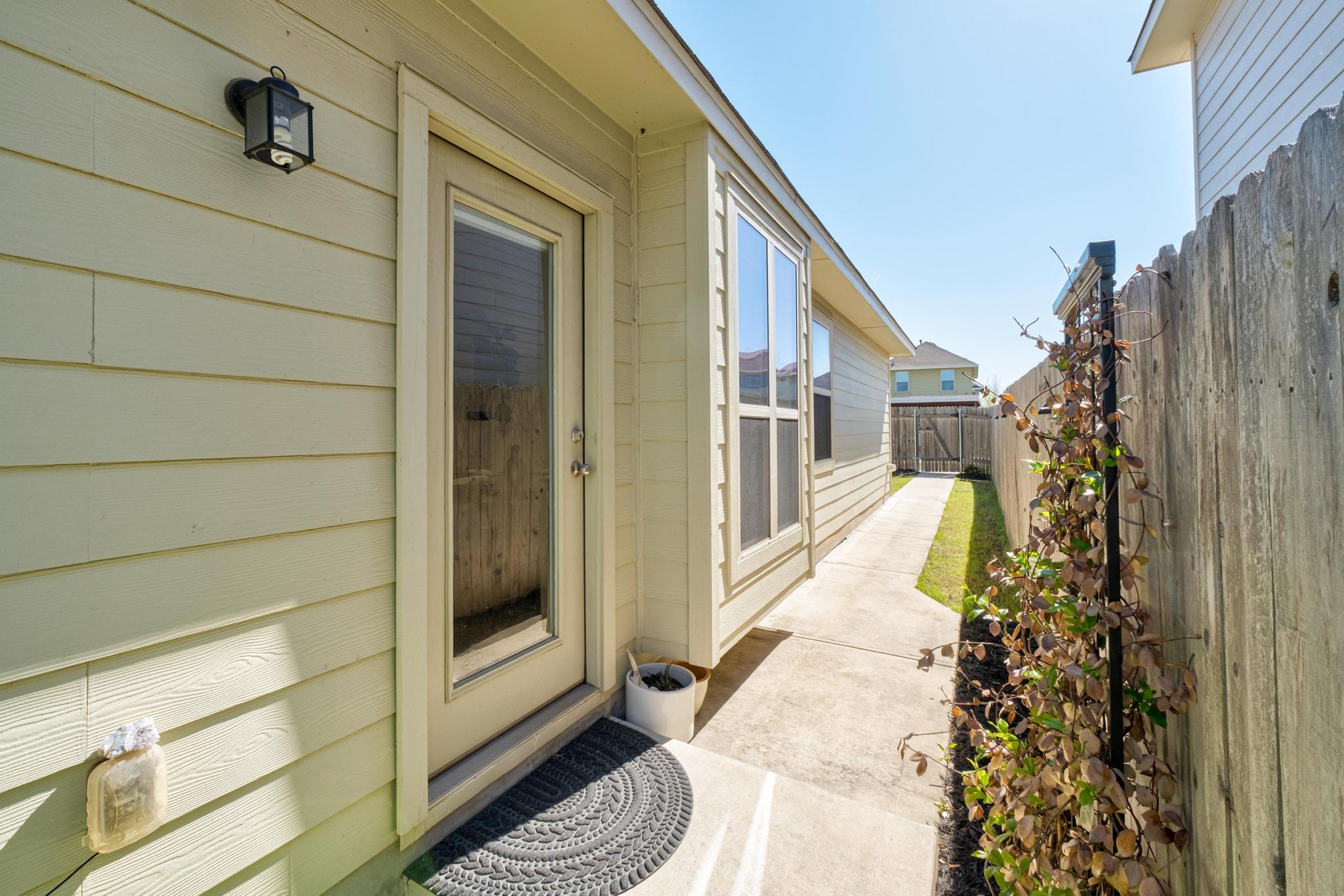 4613 Graceful LN # 500