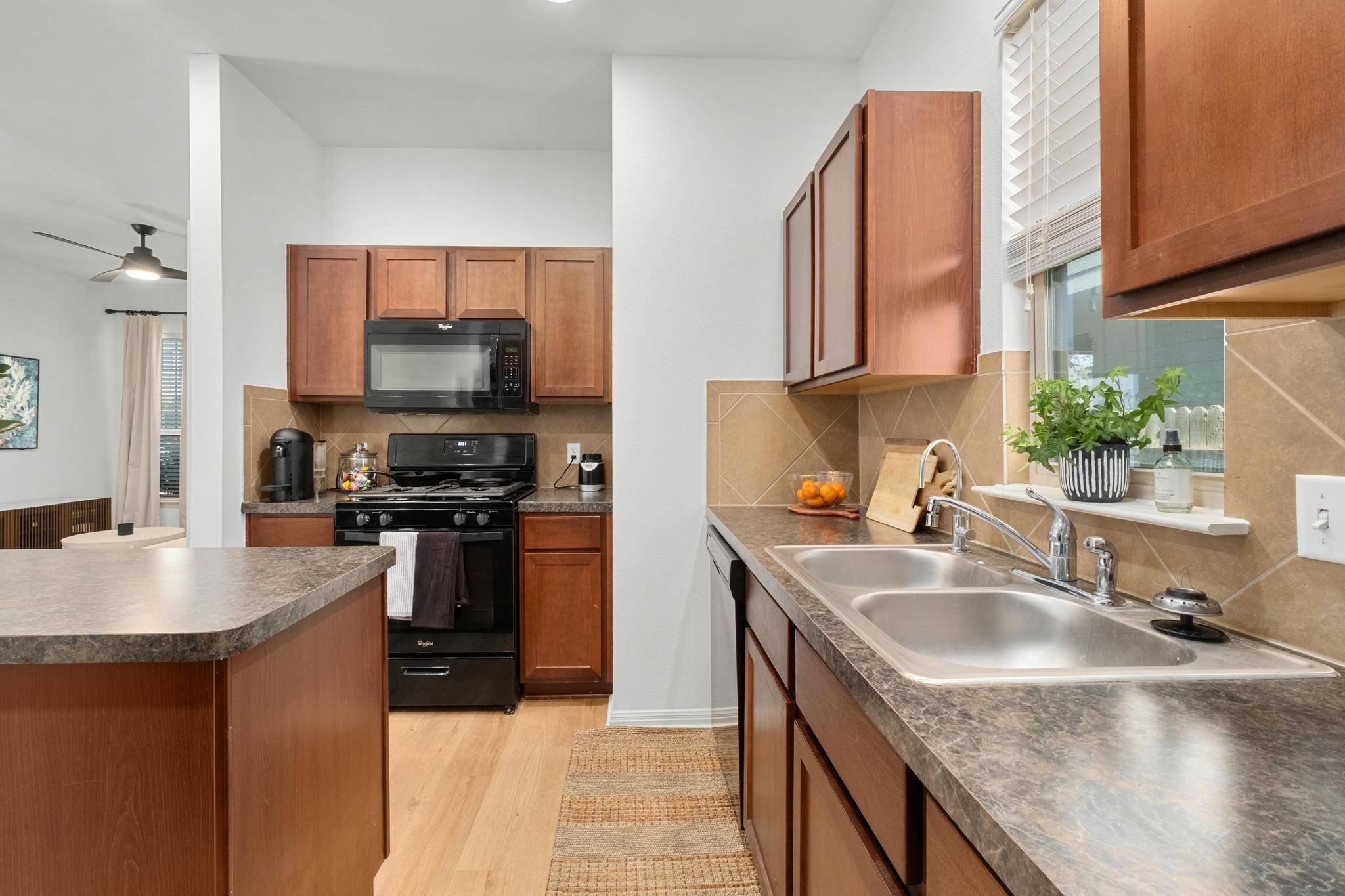 4613 Graceful LN # 500