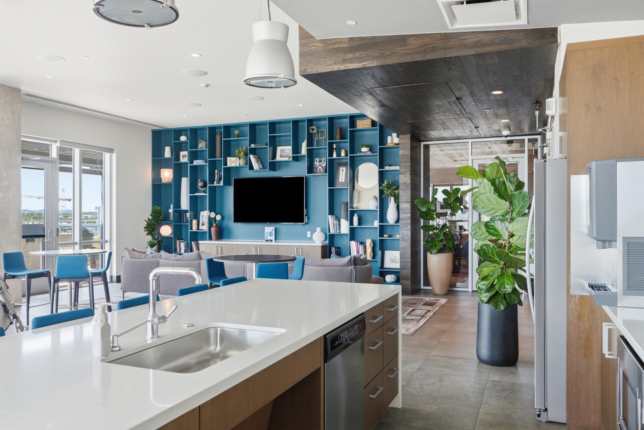 222 West Ave # 2507