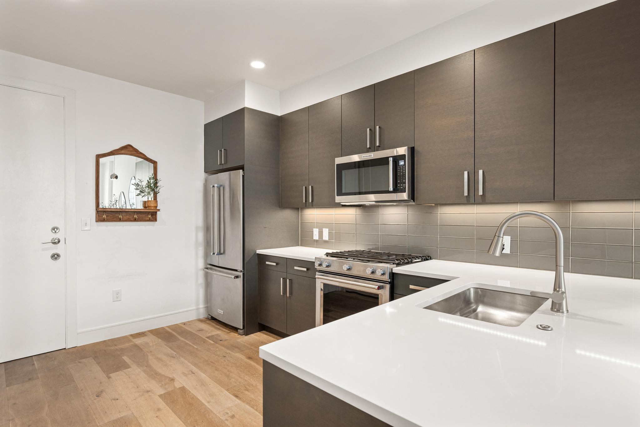 222 West Ave # 2507